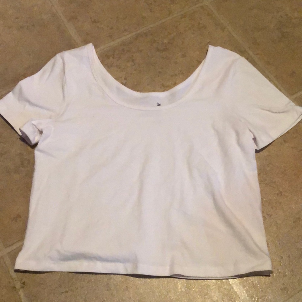 cropped white t-shirt